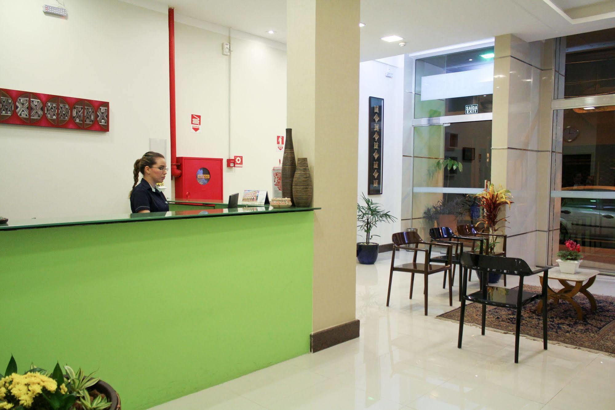 Oyo Ecosuites Hotel Manaus Buitenkant foto